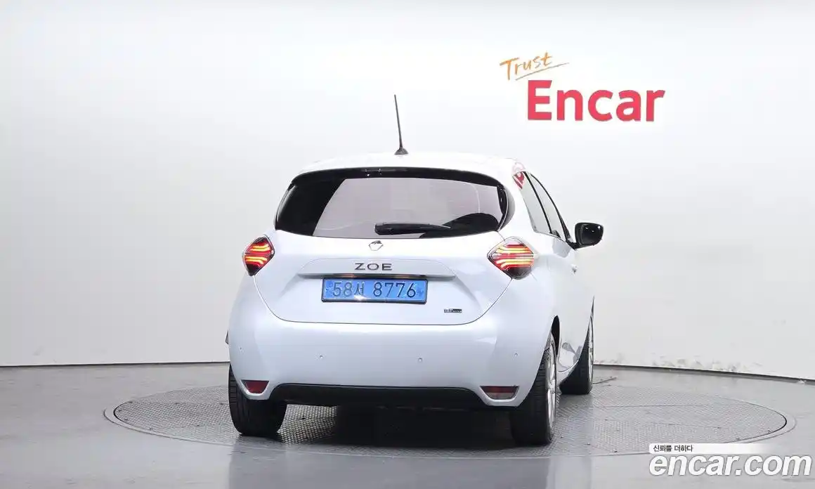 Renault Zoe 2021 0.2 гидро в Москве № 1247622, фото 4