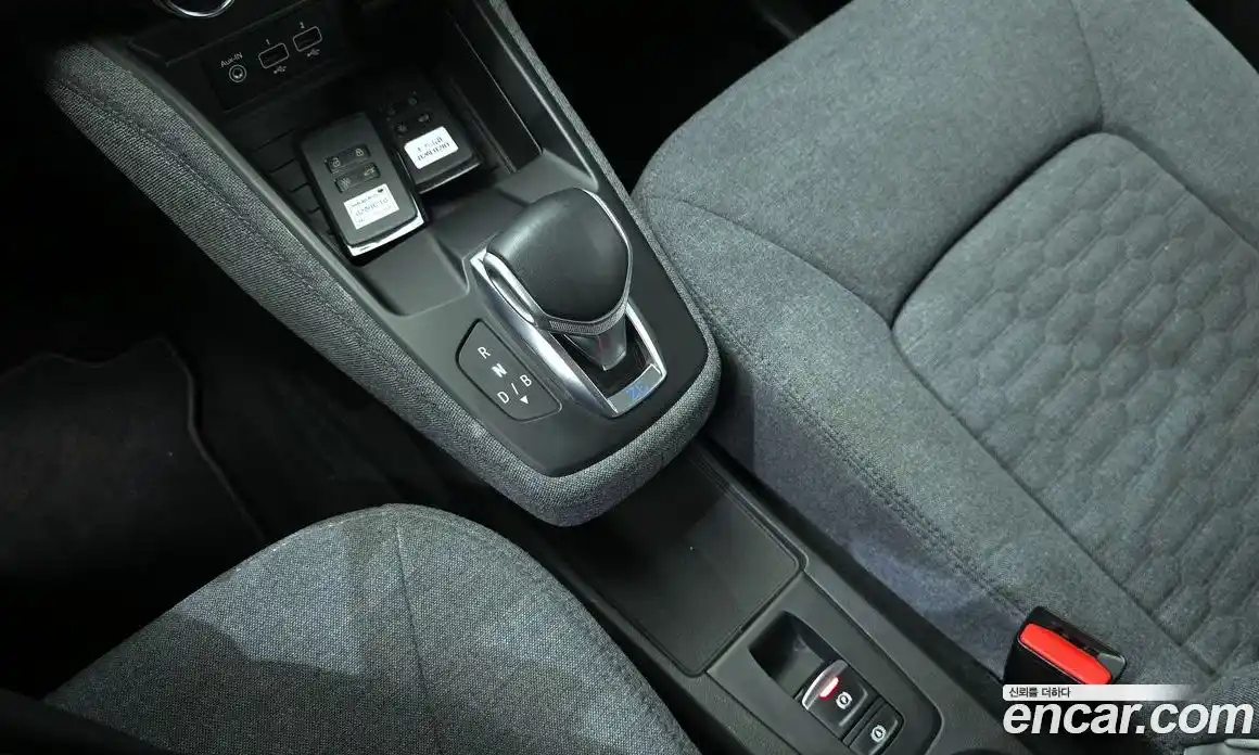 Renault Zoe 2021 0.2 гидро в Москве № 1247622, фото 9