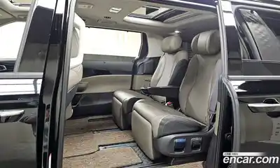 Kia Canival 2024 1.6 Автомат в Москве № 1248185, миниатюра 11