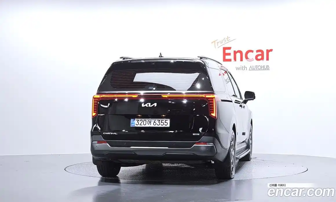 Kia Canival 2024 1.6 Автомат в Москве № 1248185, фото 4