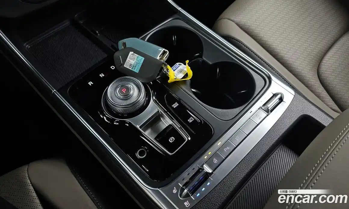 Kia Canival 2024 1.6 Автомат в Москве № 1248185, фото 9