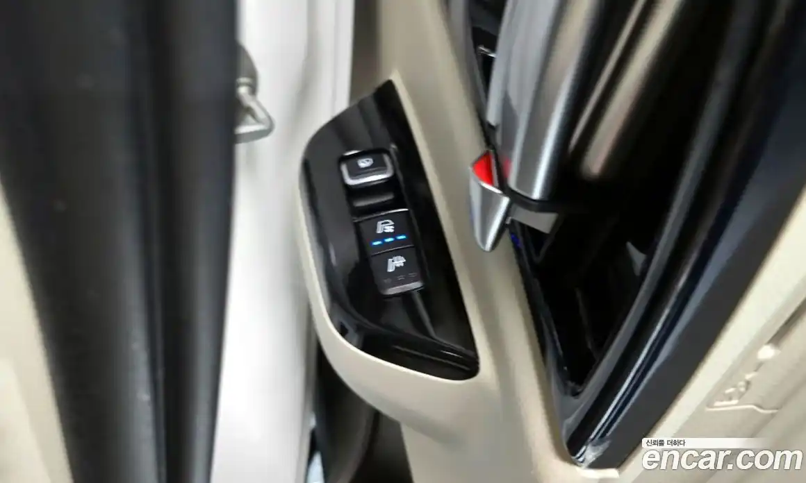 Kia Canival 2021 3.5 Автомат в Москве № 1248326, фото 18