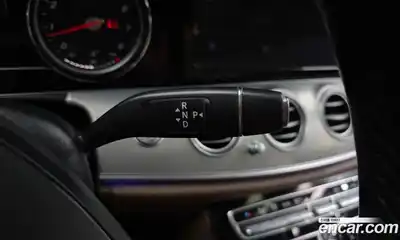 Mercedes-Benz E-Class 2017 2.0 гидро в Москве № 1249047, миниатюра 9