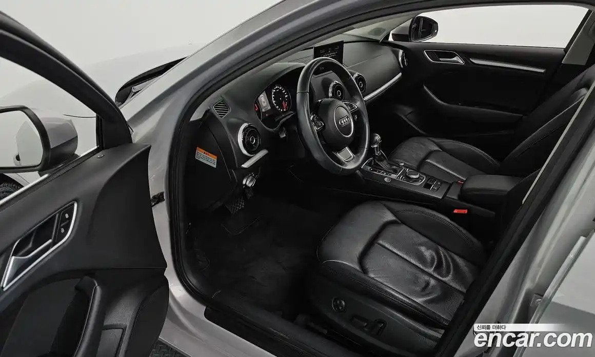 Audi A3 2014 2.0 гидро в Москве № 1249515, фото 10
