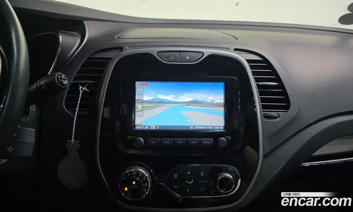 Renault QM3 2014 1.5 гидро в Москве № 1250218, фото 14