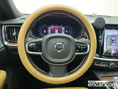 Volvo V60 2022 2.0 гидро в Москве № 1250292, миниатюра 12