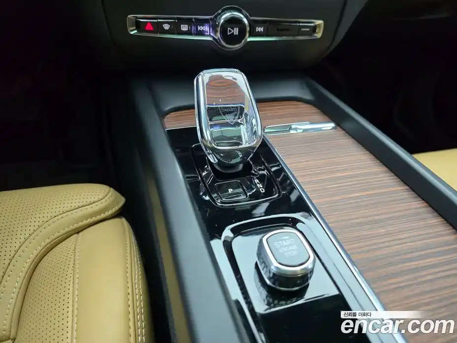 Volvo V60 2022 2.0 гидро в Москве № 1250292, фото 9