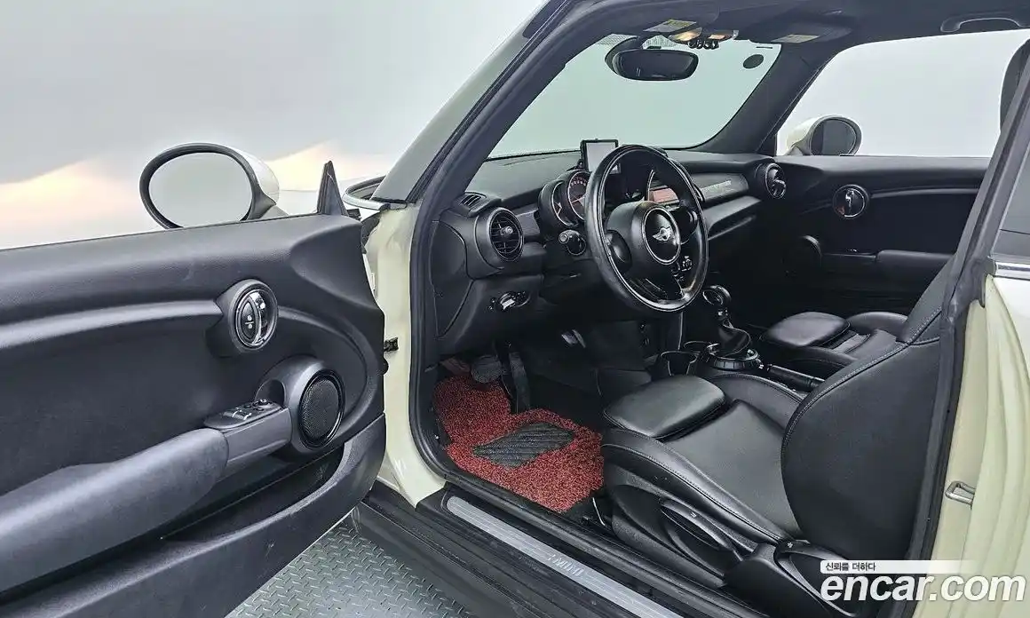 Mini Cooper 2014 1.5 гидро в Москве № 1250864, фото 10