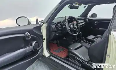 Mini Cooper 2014 1.5 гидро в Москве № 1250864, миниатюра 10