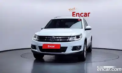 Volkswagen Tiguan 2015 2.0 гидро в Москве № 1251184, миниатюра 3