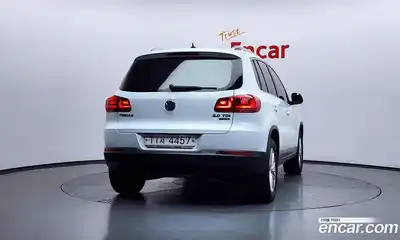 Volkswagen Tiguan 2015 2.0 гидро в Москве № 1251184, миниатюра 4