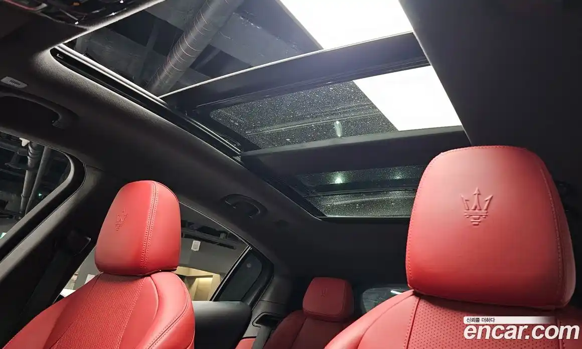 Maserati Grecale 2023 2.0 гидро в Москве № 1253218, фото 15