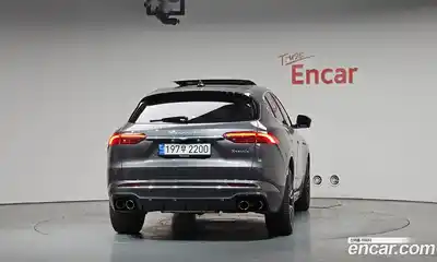 Maserati Grecale 2023 2.0 гидро в Москве № 1253218, миниатюра 3