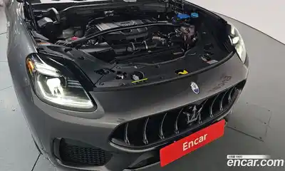 Maserati Grecale 2023 2.0 гидро в Москве № 1253218, миниатюра 5