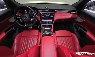 Maserati Grecale 2023 2.0 гидро в Москве № 1253218, миниатюра 6