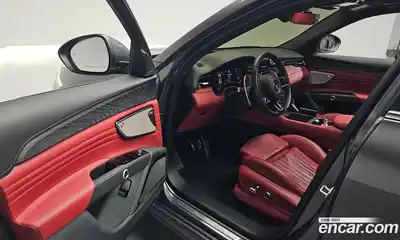 Maserati Grecale 2023 2.0 гидро в Москве № 1253218, миниатюра 9