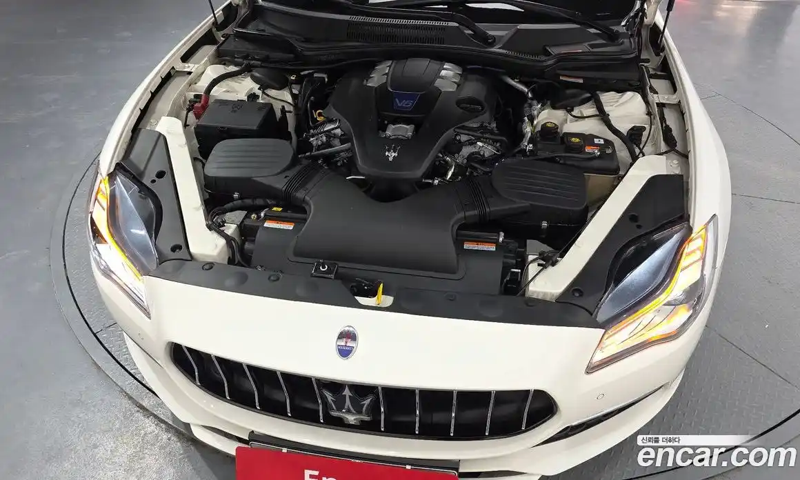 Maserati Quattroporte 2018 3.0 гидро в Москве № 1253317, фото 6