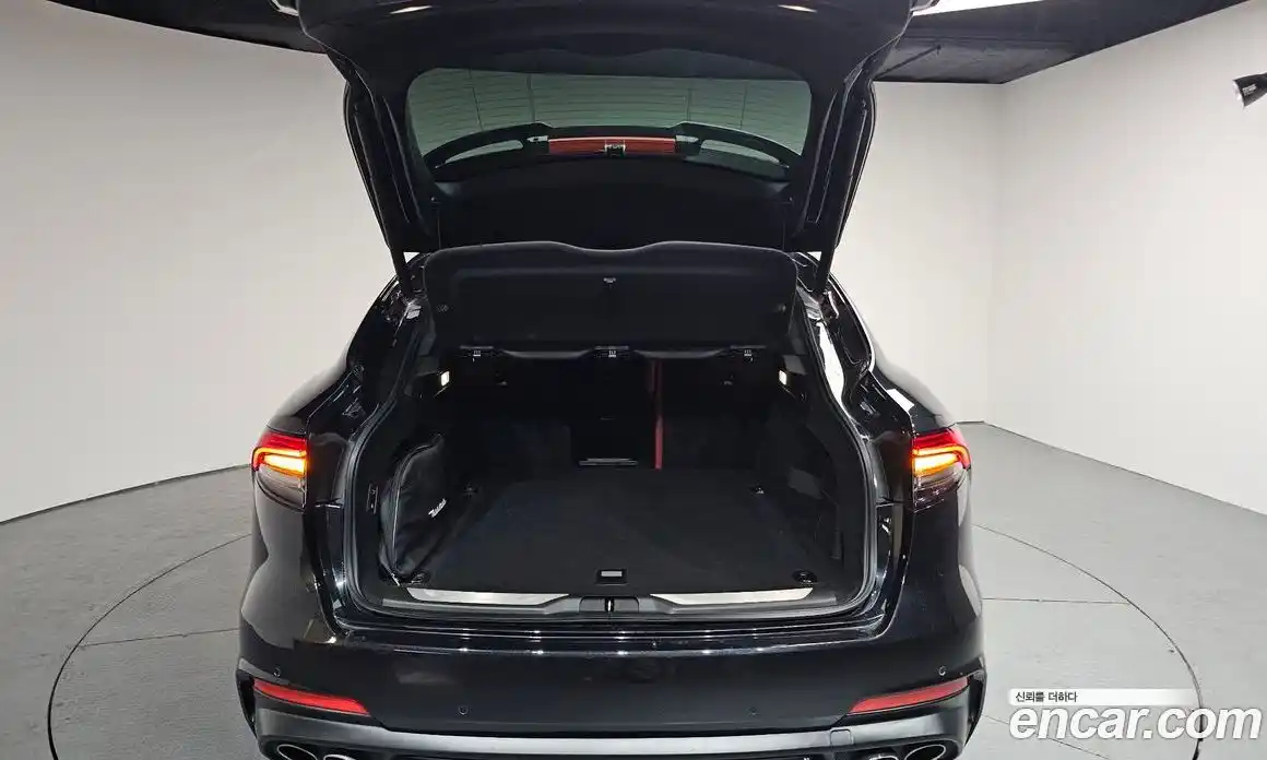 Maserati Levante 2022 3.0 гидро в Москве № 1253337, фото 19