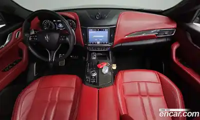 Maserati Levante 2022 3.0 гидро в Москве № 1253337, миниатюра 6