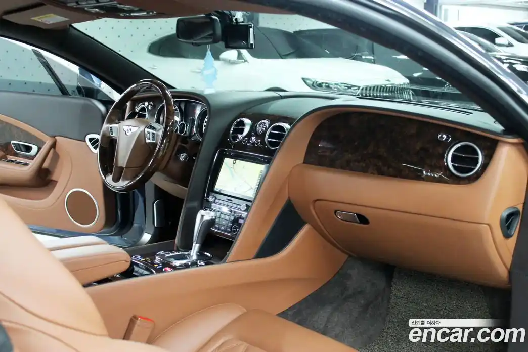 Bentley Continental 2015 6.0 гидро в Москве № 1253775, фото 14