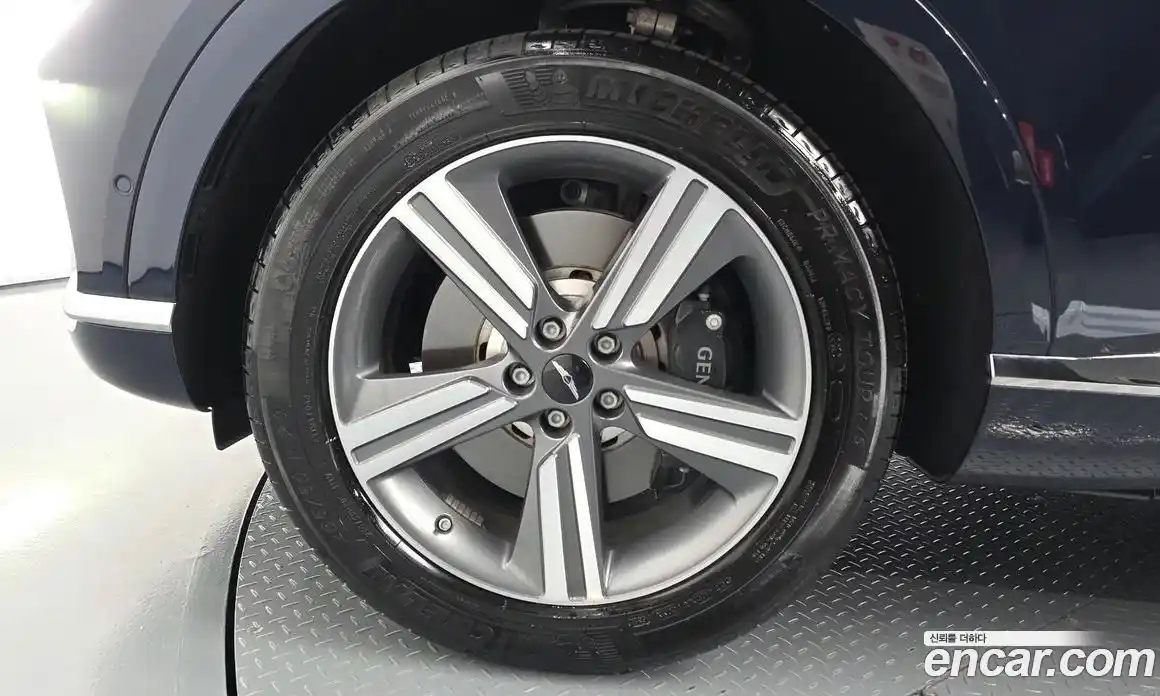 Genesis GV80 2024 2.5 Классический в Москве № 1278238, фото 5