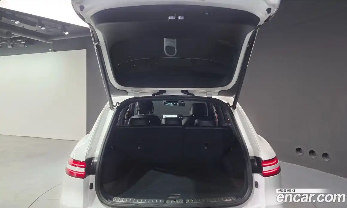 Genesis GV70 2023 2.5 Автомат в Москве № 1278305, фото 20