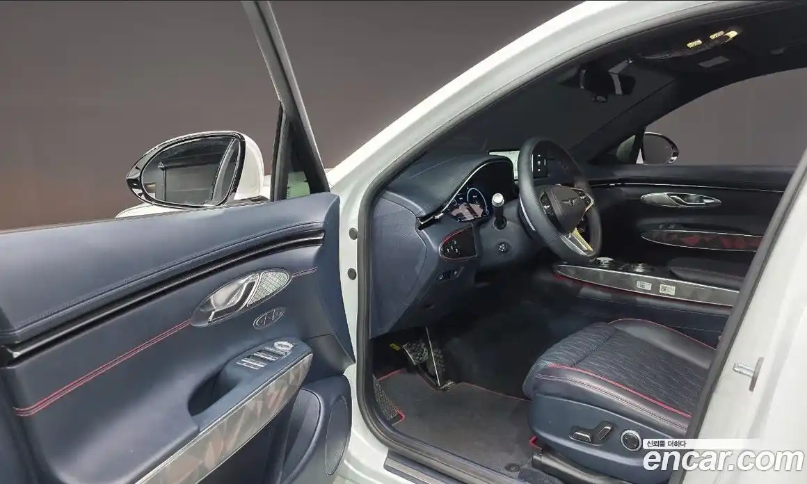 Genesis GV70 2023 2.5 Автомат в Москве № 1278305, фото 10