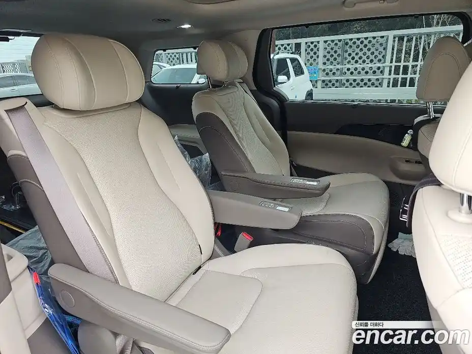 Kia Canival 2024 1.6 Автомат в Москве № 1278312, фото 19