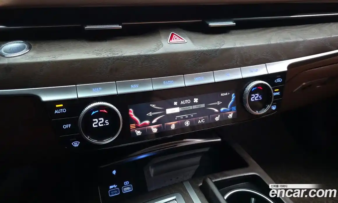 Genesis G80 2020 2.5 Автомат в Москве № 1278379, фото 16