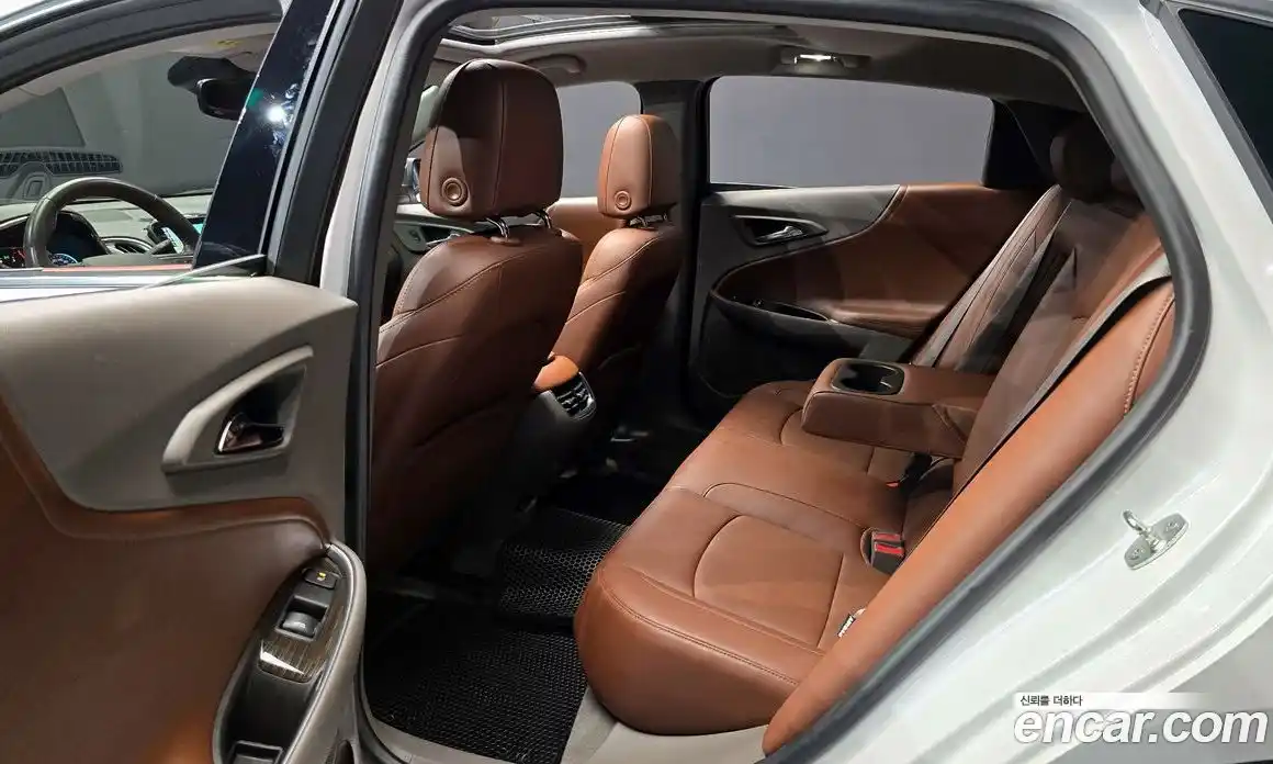 Chevrolet Malibu 2017 2.0 Автомат в Москве № 1278888, фото 13