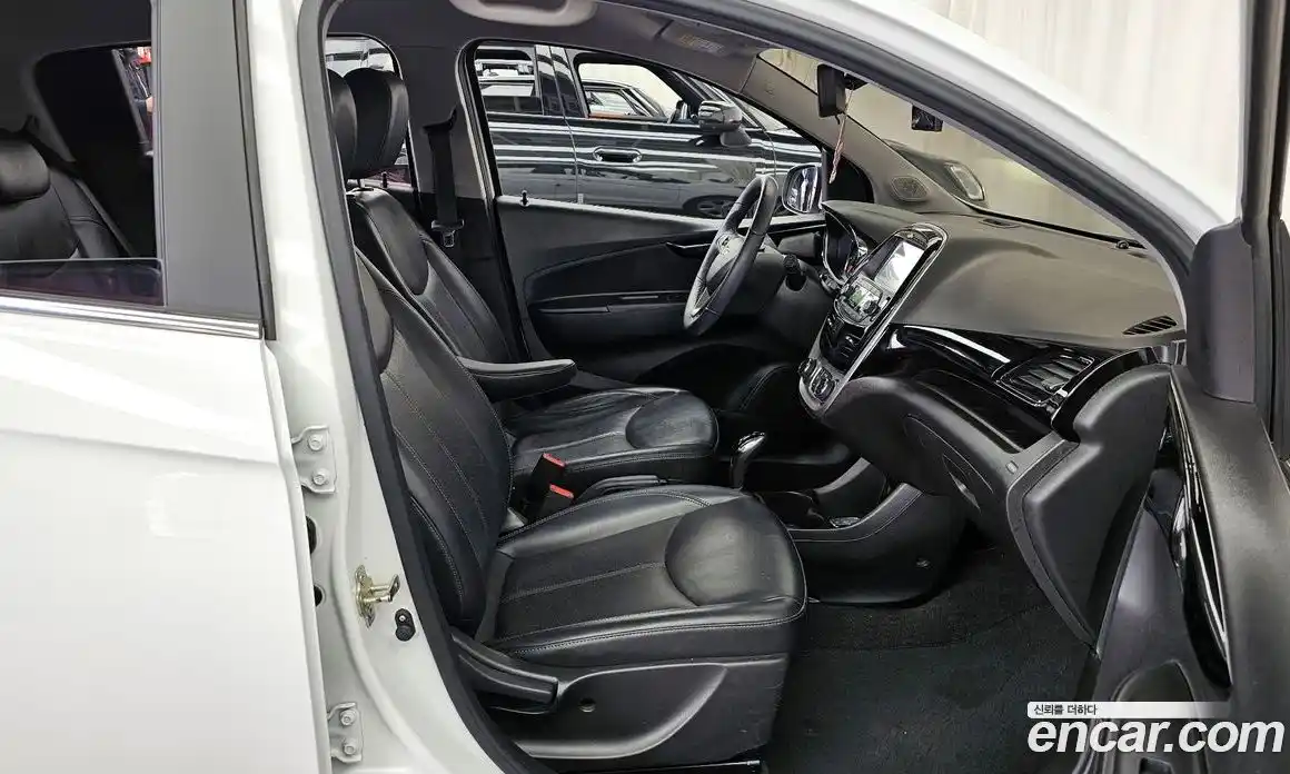Chevrolet Spark 2017 1.0 гидро в Москве № 1278923, фото 11