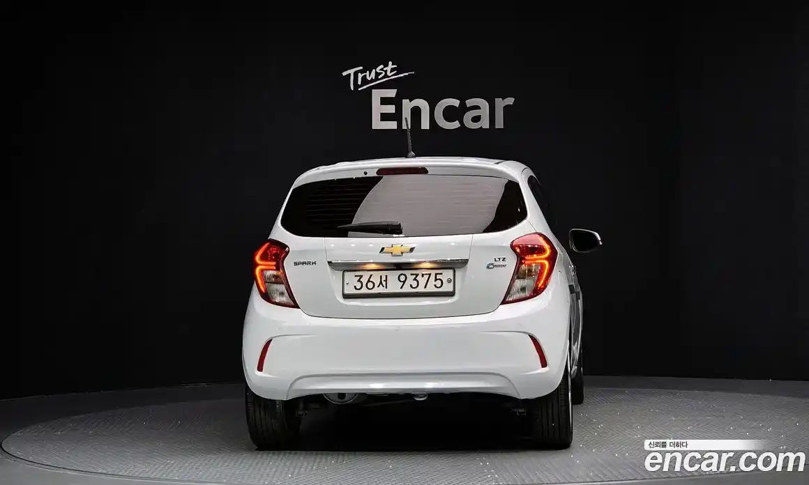 Chevrolet Spark 2017 1.0 гидро в Москве № 1278923, фото 4