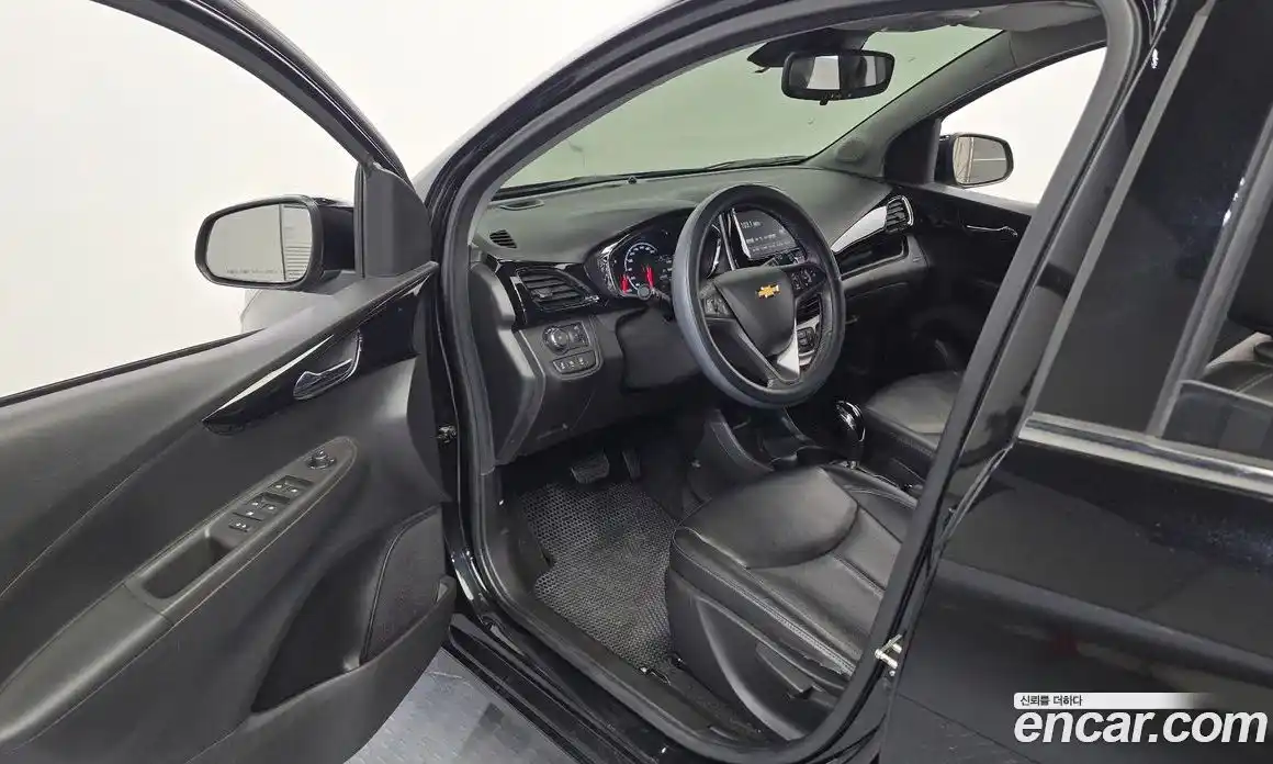 Chevrolet Spark 2016 1.0 гидро в Москве, фото 10