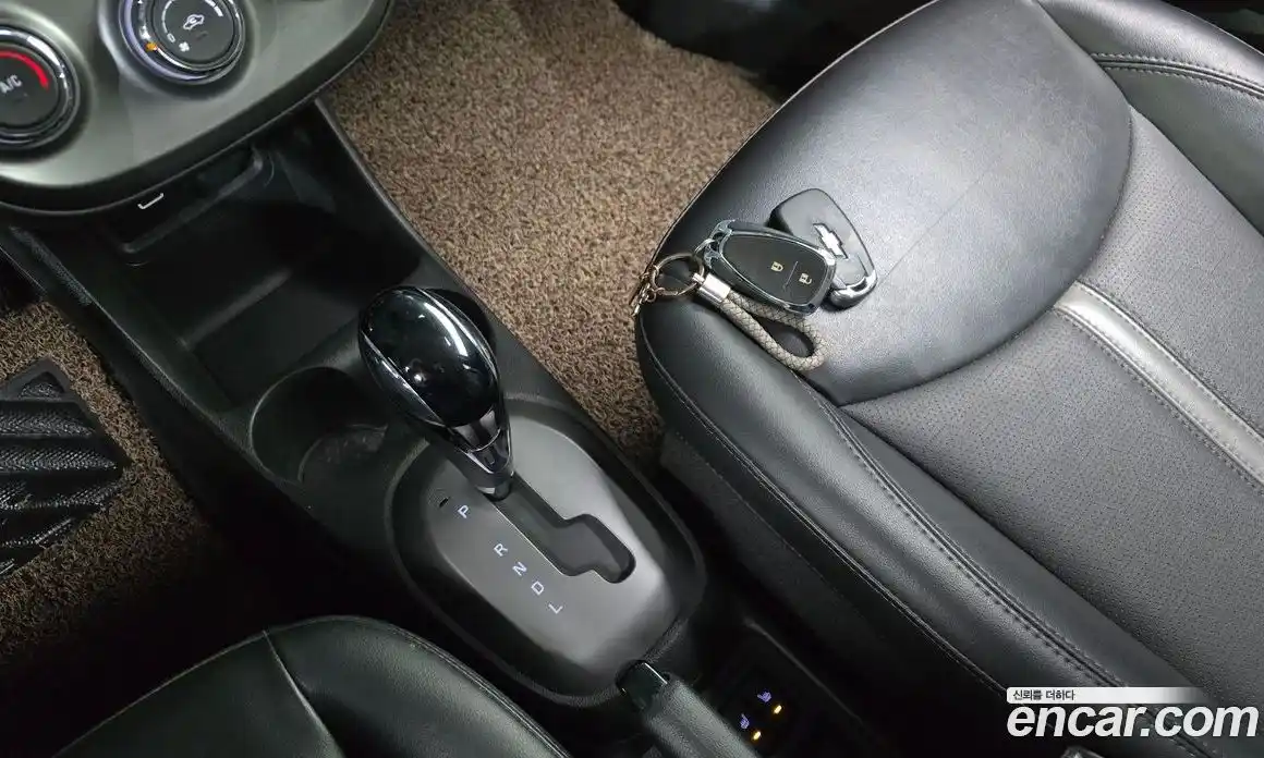 Chevrolet Spark 2018 1.0 гидро в Москве, фото 9