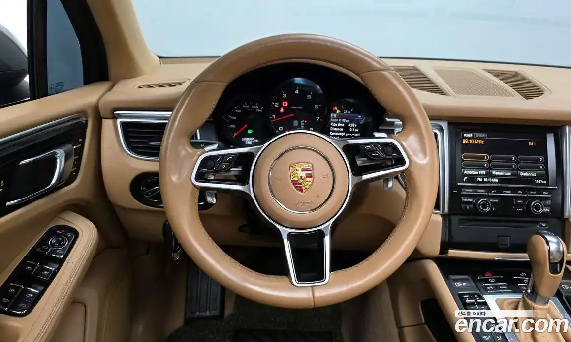Porsche Macan 2015 2.0 гидро в Москве № 1280713, фото 13