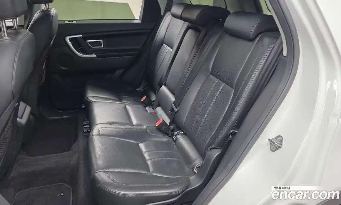 Land Rover Discovery Sport 2016 2.0 гидро в Москве № 1280842, фото 12