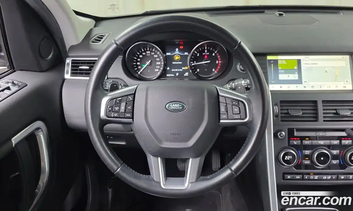 Land Rover Discovery Sport 2016 2.0 гидро в Москве № 1280842, фото 13