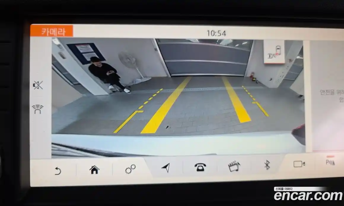 Land Rover Discovery Sport 2016 2.0 гидро в Москве № 1280842, фото 15