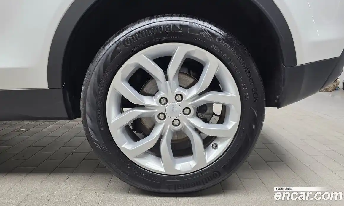 Land Rover Discovery Sport 2016 2.0 гидро в Москве № 1280842, фото 5