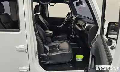 Jeep Wrangler 2017 3.6 гидро в Москве № 1282033, миниатюра 11