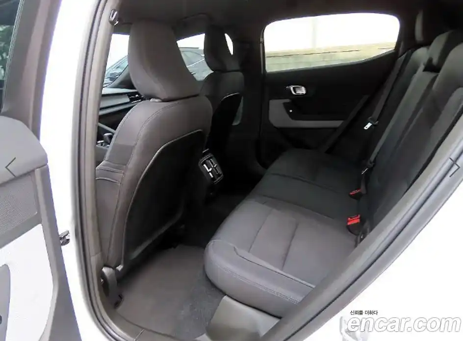 Polestar Polestar 2 2023 гидро в Москве № 1283554, фото 6