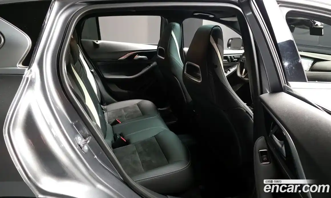Infiniti Q30 2019 2.0 гидро в Москве № 1283559, фото 12