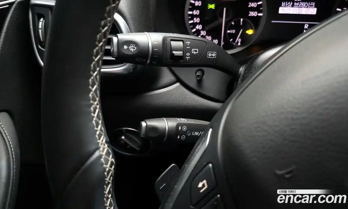 Infiniti Q30 2019 2.0 гидро в Москве № 1283559, фото 16