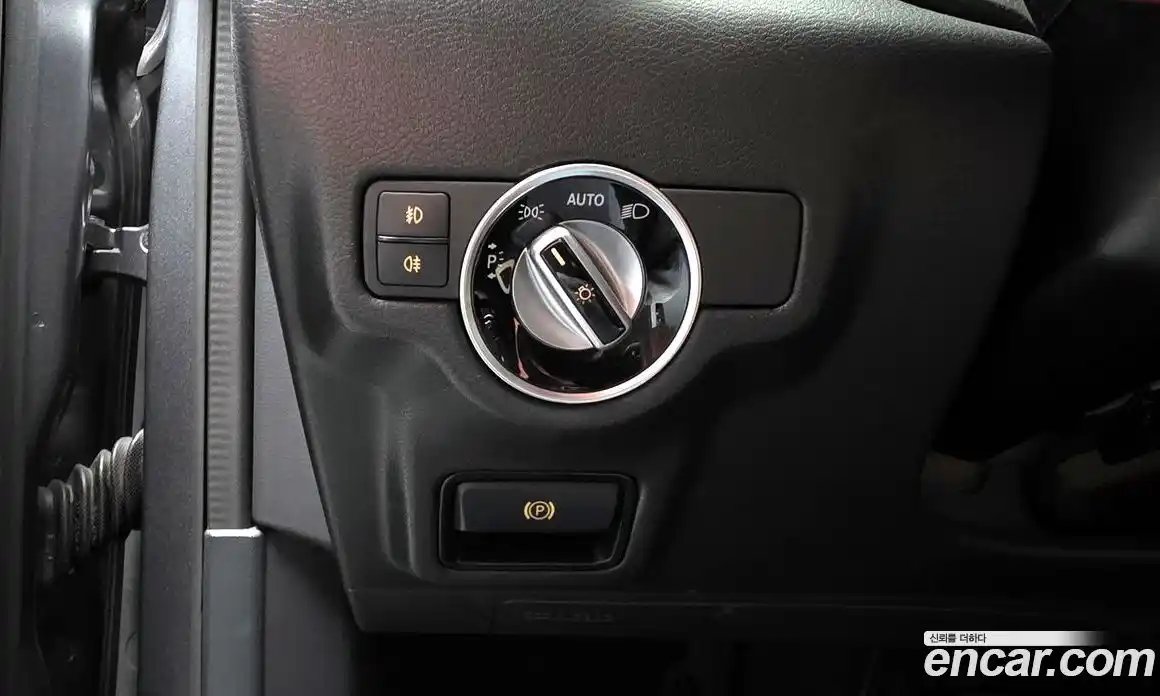 Infiniti Q30 2019 2.0 гидро в Москве № 1283559, фото 18