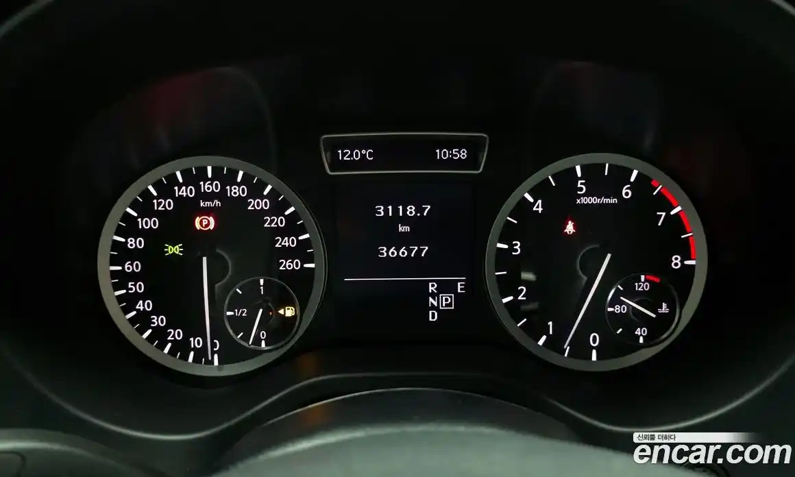 Infiniti Q30 2019 2.0 гидро в Москве № 1283559, фото 8