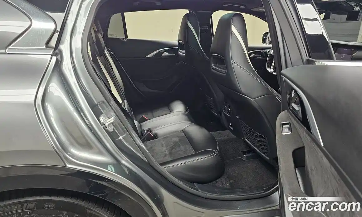 Infiniti Q30 2017 2.0 гидро в Москве № 1283597, фото 12