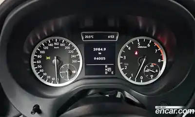 Infiniti Q30 2017 2.0 гидро в Москве № 1283597, миниатюра 8