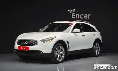 Infiniti FX, 2009