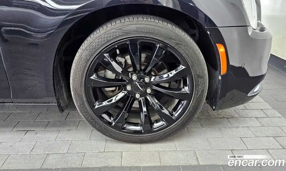 Chrysler 300C 2015 3.6 гидро в Москве № 1283920, фото 5
