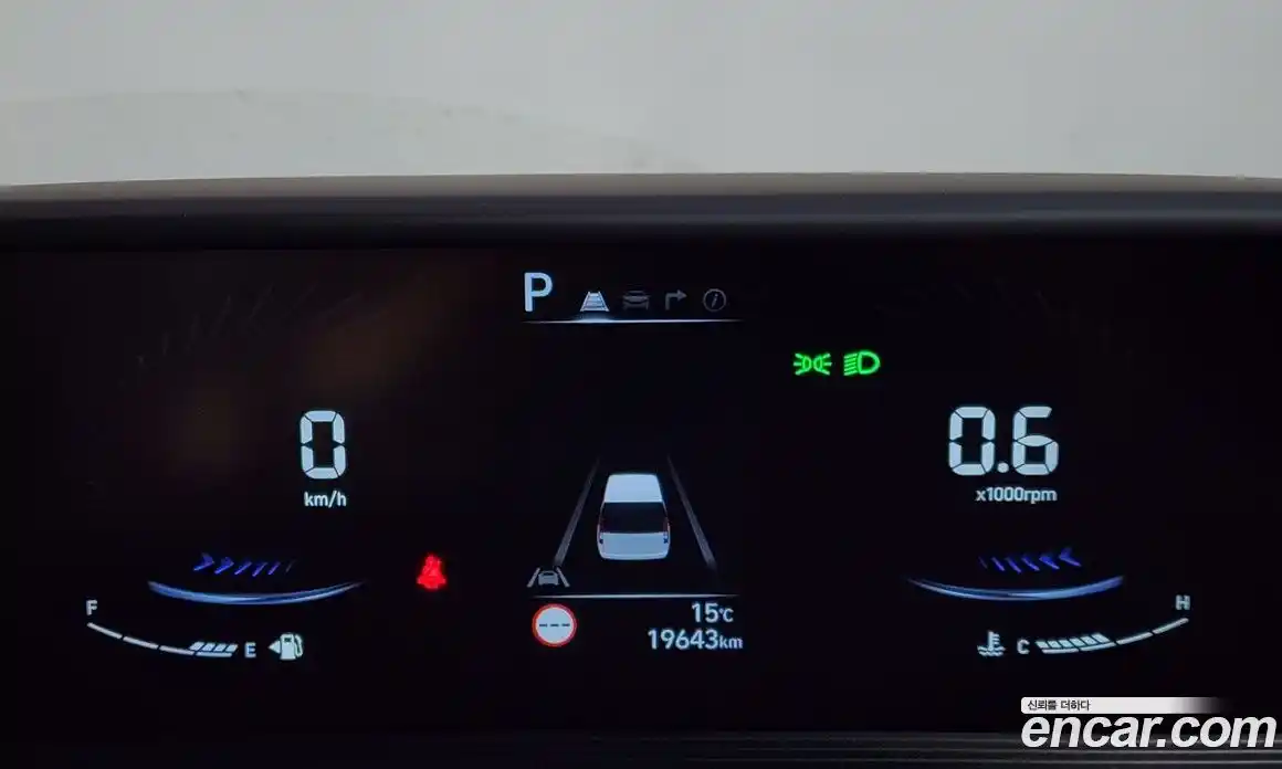 Hyundai Staria 2023 3.5 гидро в Москве № 1288427, фото 8